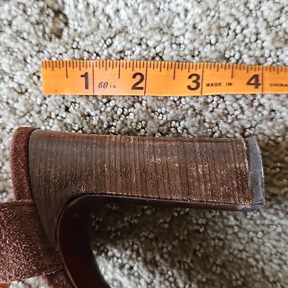 Chief Mihara ladies heeled leather sandals. Gently used condition 37.5 - Picture 7 of 9